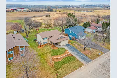 6596 Sandlewood Road, Woodbury, MN 55125 - Photo 6
