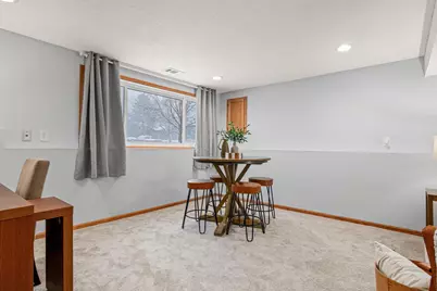 6596 Sandlewood Road, Woodbury, MN 55125 - Photo 22