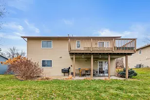 6596 Sandlewood Rd, Woodbury, MN 55125 - Photo 4