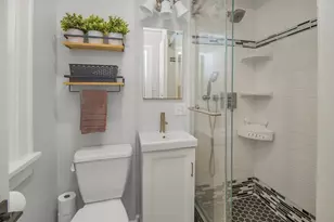 1055 Englewood Ave, Saint Paul, MN 55104 - Photo 12