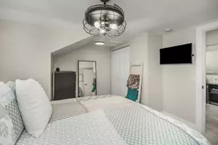 1055 Englewood Ave, Saint Paul, MN 55104 - Photo 16