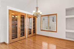 6604 Chadwick Dr, Savage, MN 55378 - Photo 16