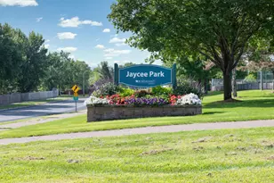 15782 Cobblestone Lake Pkwy, Apple Valley, MN 55124 - Photo 52