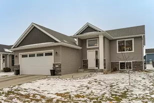 310 Sunnydale Ln SE, Rochester, MN 55904 - Photo 1