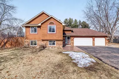 1681 128th Avenue NW, Coon Rapids, MN 55448 - Photo 2