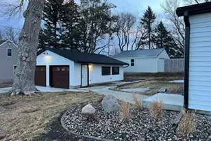 104 6th Ave E, Ellendale, MN 56026 - Photo 4