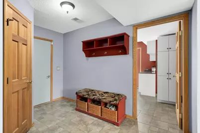 7373 Moonlight Lane, Eden Prairie, MN 55346 - Photo 14