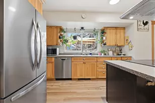 1943 Oak Knoll Dr, White Bear Lake, MN 55110 - Photo 14