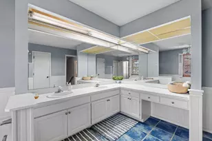 8064 Curtis Ln, Eden Prairie, MN 55347 - Photo 16