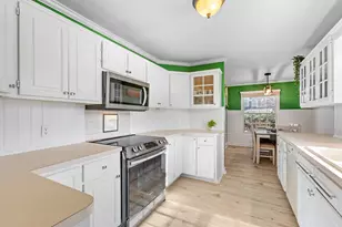 8064 Curtis Ln, Eden Prairie, MN 55347 - Photo 8