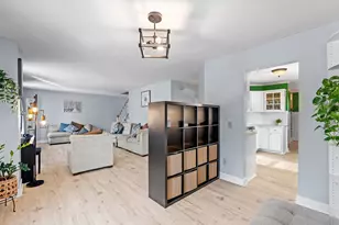 8064 Curtis Ln, Eden Prairie, MN 55347 - Photo 12