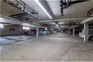 10441 Greenbrier Rd, Minnetonka, MN 55305 - Photo 16