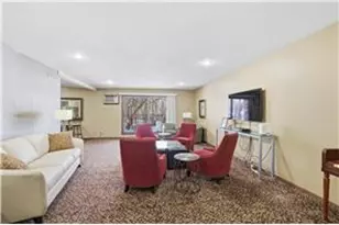 10441 Greenbrier Rd, Minnetonka, MN 55305 - Photo 14