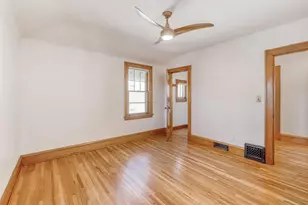 2551 Lincoln St NE, Minneapolis, MN 55418 - Photo 16