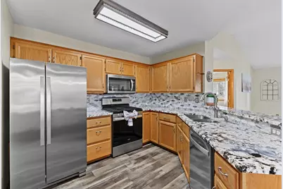 8540 Stratford Lane, Brooklyn Park, MN 55443 - Photo 8