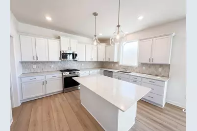 2471 Tyrone Drive S, Shakopee, MN 55379 - Photo 10