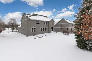 18716 Aubrie Ct, Eden Prairie, MN 55347 - Photo 36