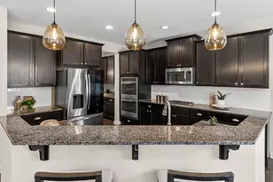 18716 Aubrie Ct, Eden Prairie, MN 55347 - Photo 6