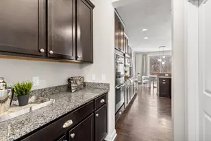 18716 Aubrie Ct, Eden Prairie, MN 55347 - Photo 8