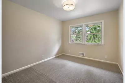 205 Oakview Road, West Saint Paul, MN 55118 - Photo 24