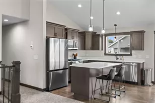 18591 Hexham Ln, Lakeville, MN 55044 - Photo 20