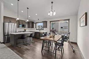 18591 Hexham Ln, Lakeville, MN 55044 - Photo 12