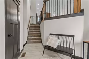 18591 Hexham Ln, Lakeville, MN 55044 - Photo 8