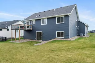 18591 Hexham Ln, Lakeville, MN 55044 - Photo 6