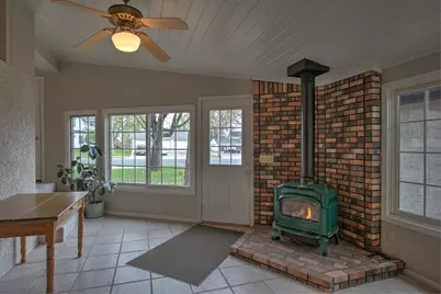 308 Cypress Street S, Cambridge, MN 55008 - Photo 6