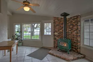 308 Cypress St S, Cambridge, MN 55008 - Photo 6