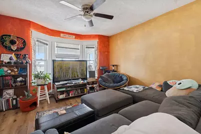 694 Central Avenue W, Saint Paul, MN 55104 - Photo 30