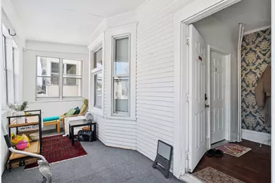 694 Central Avenue W, Saint Paul, MN 55104 - Photo 18