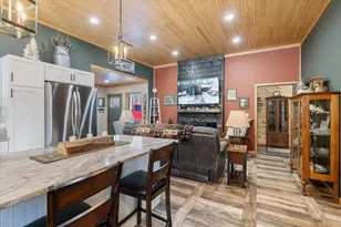 54342 W Horseshoe Lake Rd, Bigfork, MN 56628 - Photo 10