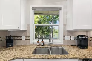 332 Mill St, Excelsior, MN 55331 - Photo 20