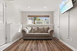 332 Mill St, Excelsior, MN 55331 - Photo 32