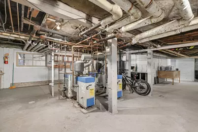 2121 Penn Avenue S, Minneapolis, MN 55405 - Photo 36