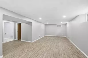 7725 W 22nd St, Saint Louis Park, MN 55426 - Photo 16