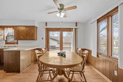 1079 Monroe Street S, Shakopee, MN 55379 - Photo 8