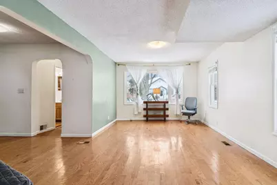 2844 38th Avenue S, Minneapolis, MN 55406 - Photo 2