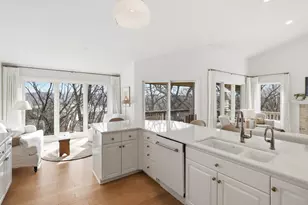 1595 Summit Shores Cir, Burnsville, MN 55306 - Photo 16