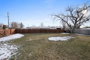 1101 7th Ave SW, Pipestone, MN 56164 - Photo 6