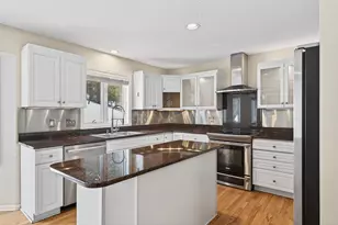 1972 Fox Valley Dr SW, Rochester, MN 55902 - Photo 14