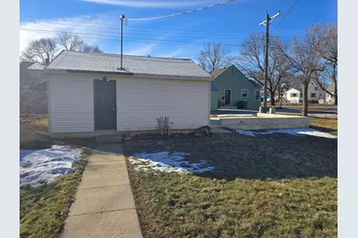 320 2nd Street SW, Pipestone, MN 56164 - Photo 12