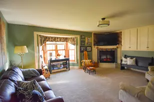 639 N 4th St, Warren, MN 56762 - Photo 28
