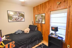 639 N 4th St, Warren, MN 56762 - Photo 38