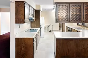 2009 E 86 1/2 St, Bloomington, MN 55425 - Photo 18