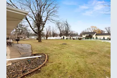 2009 E 86 1/2 Street, Bloomington, MN 55425 - Photo 4