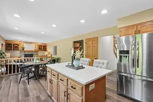 9220 Hillside Trail S, Cottage Grove, MN 55016 - Photo 4