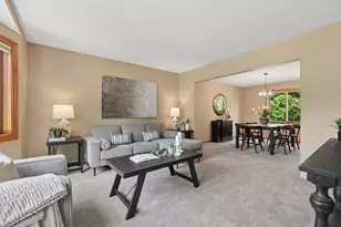 9220 Hillside Trail S, Cottage Grove, MN 55016 - Photo 6