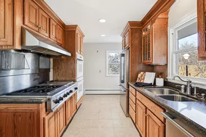 795 Hyacinth Avenue E, Saint Paul, MN 55106 - Photo 8